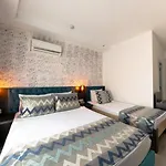 Zeyda Lara Aksu (Antalya)
