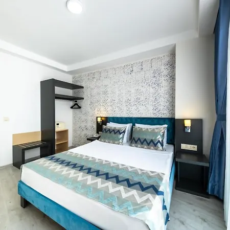 Zeyda Lara Hotel 4*