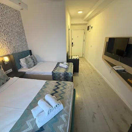 Zeyda Lara Hotel 4*