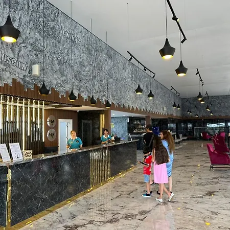 Zeyda Lara Hotel 4*