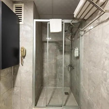 Hotell Zeyda Lara 4*