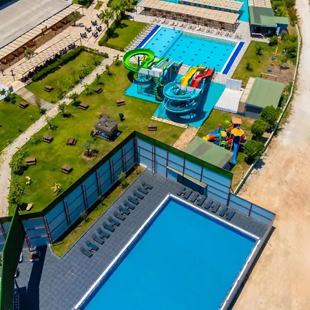 Zeyda Lara Aksu (Antalya)