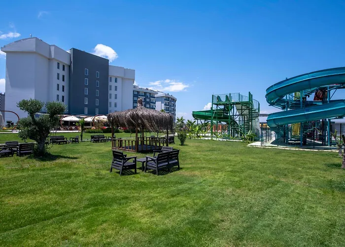 Otel Zeyda Lara Aksu (Antalya)